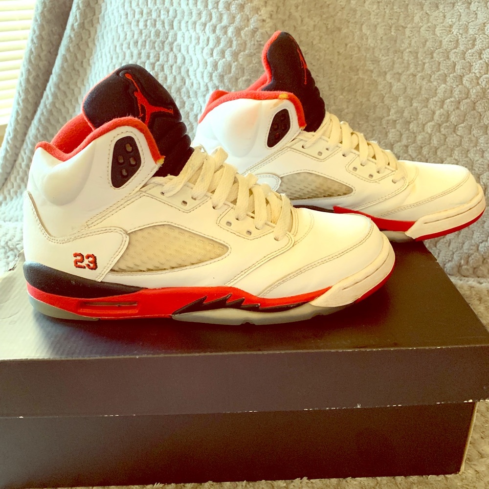 Air Jordan 5 Retro